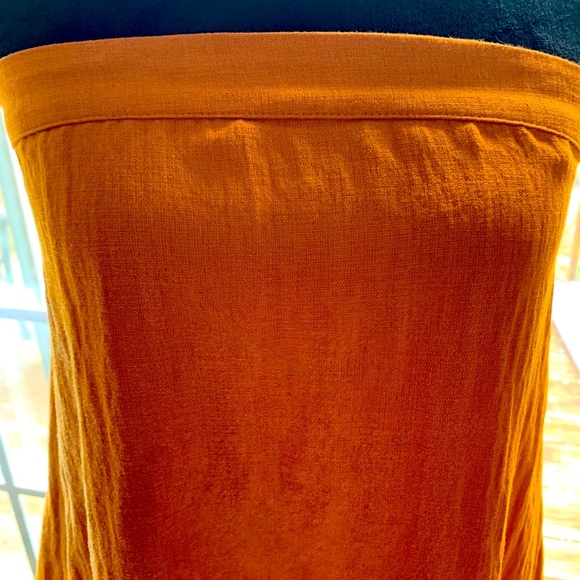 NWT eeote Burnt Orange Strapless Flowy Top - Picture 2 of 7